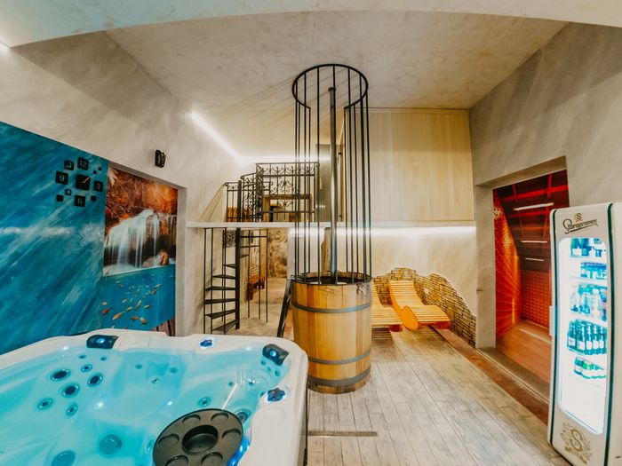 Detajl savne in wellness prostora.